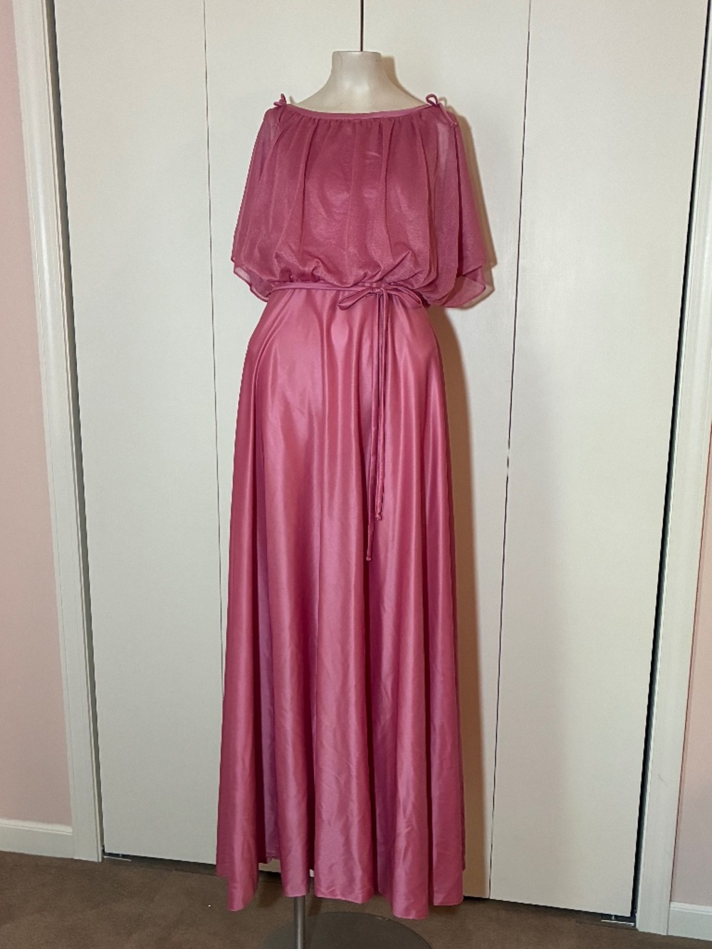 Vintage 1970 dusty rose blouson Formal Gown Size 12 Great Condition